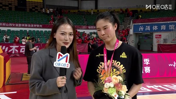 个人配资炒股 王思雨：从半决赛开始很挣扎 最后几场压力很大 意志带我杀出重围